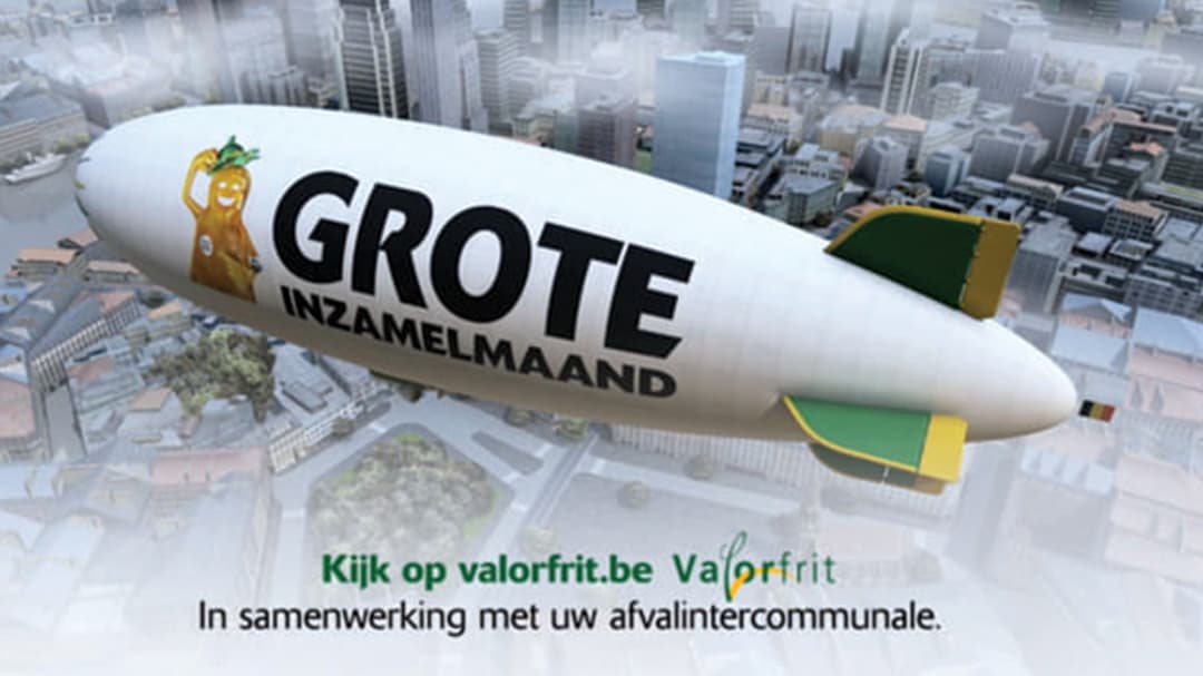 A blimp flying over the CityEngine created cityscape.